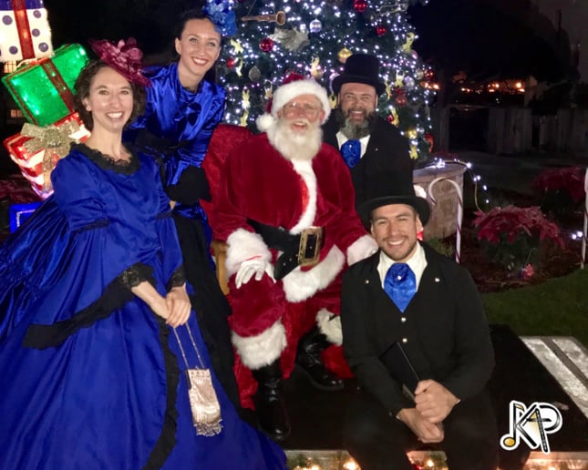 Gallery photo 11 of The Holiday Carolers