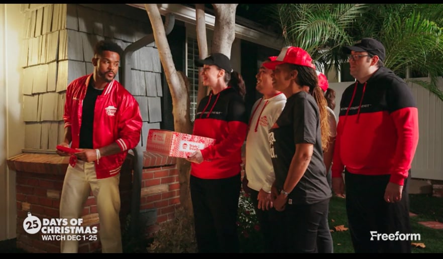 Gallery photo 12 of The Holiday Carolers