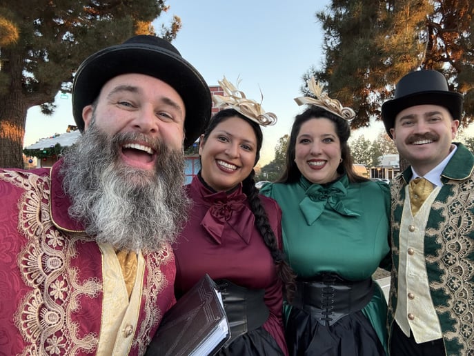 Gallery photo 5 of The Holiday Carolers