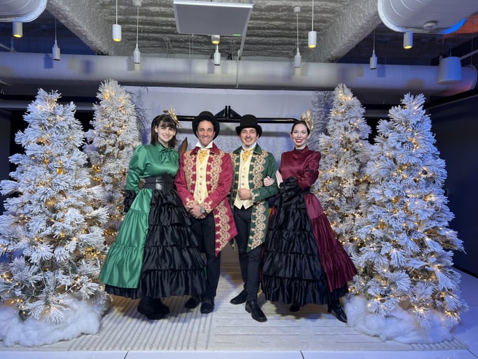 Gallery photo 3 of The Holiday Carolers