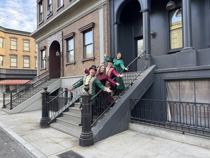 Gallery photo 18 of The Holiday Carolers