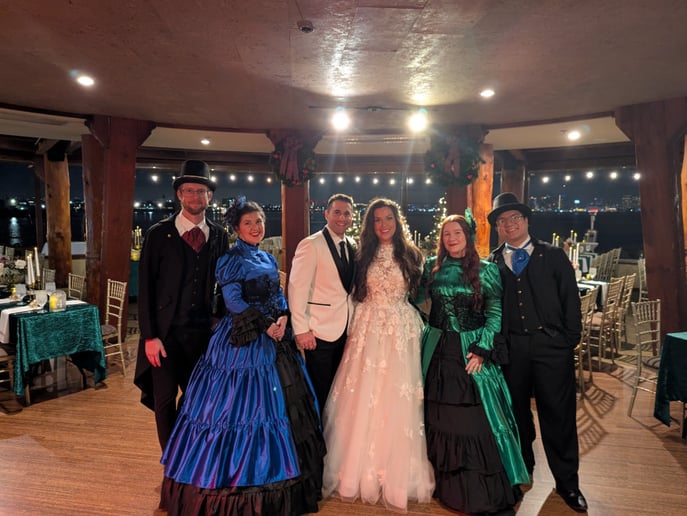 Gallery photo 21 of The Holiday Carolers