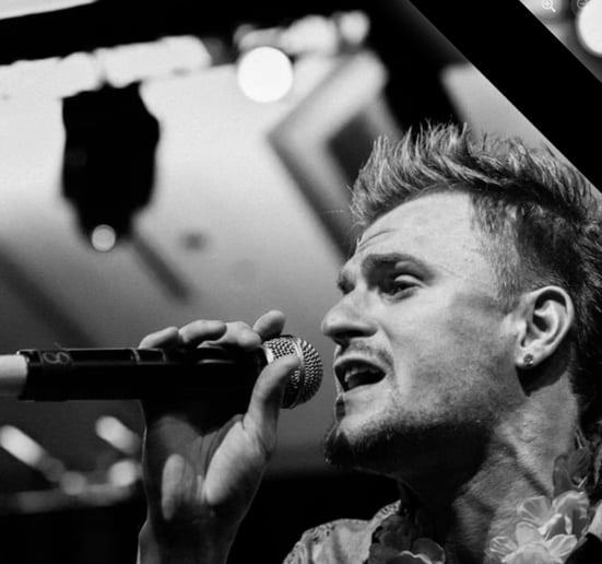 Gallery photo 32 of The Jukebox Heroes