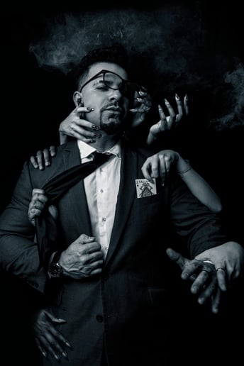 Gallery photo 1 of The Magic of Em - New York City Magician