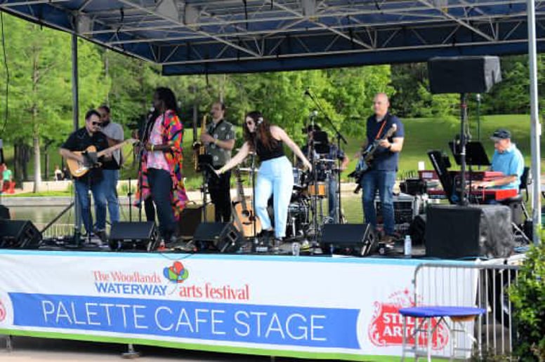 Gallery photo 10 of The Moment