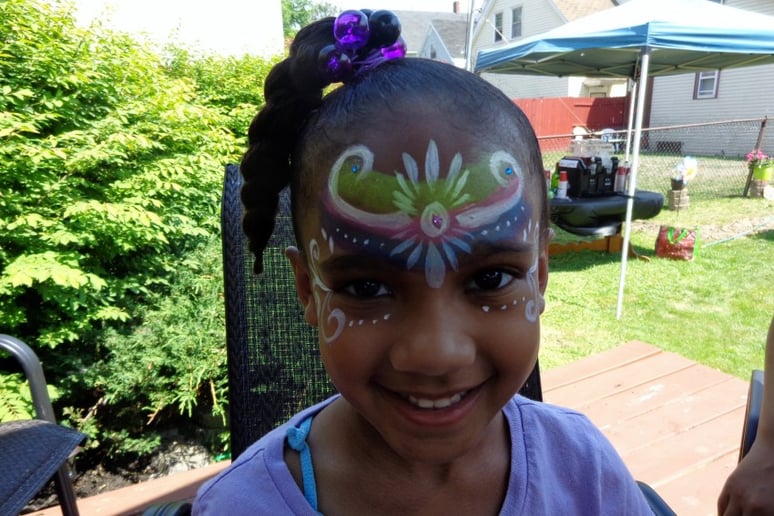 Gallery photo 4 of The Smiling Face Painter