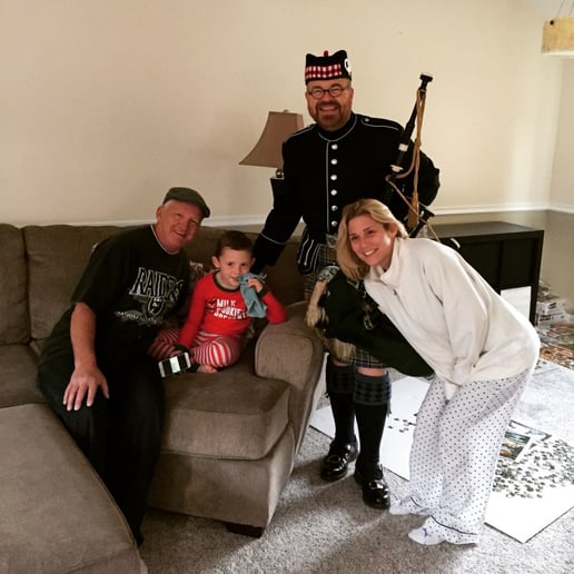 Gallery photo 11 of Thom Moore, The Happy Bagpiper