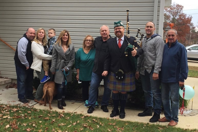 Gallery photo 13 of Thom Moore, The Happy Bagpiper