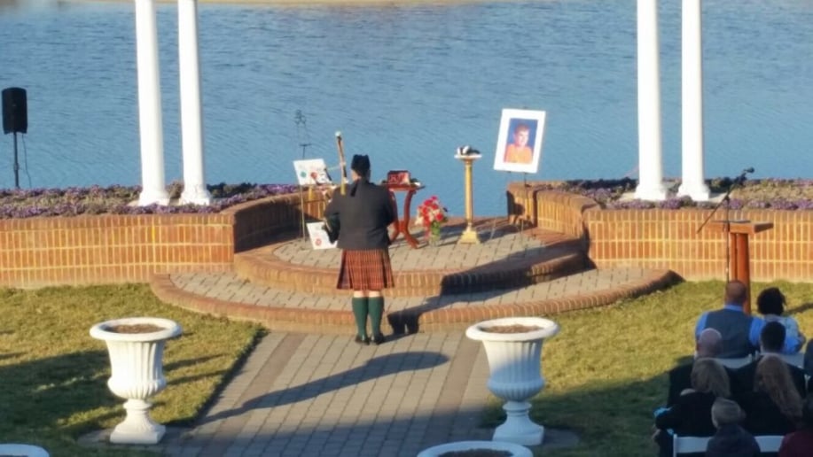 Gallery photo 34 of Thom Moore, The Happy Bagpiper