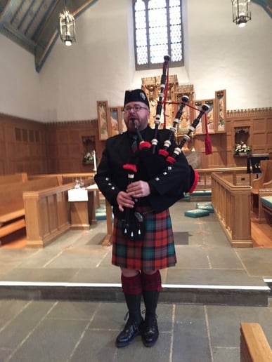 Gallery photo 29 of Thom Moore, The Happy Bagpiper