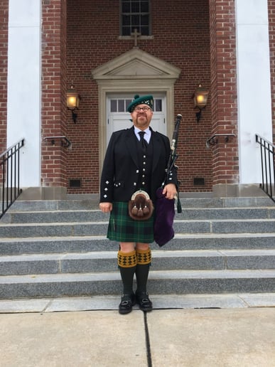 Gallery photo 43 of Thom Moore, The Happy Bagpiper