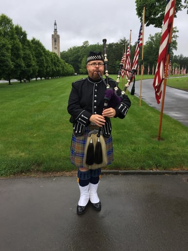 Gallery photo 44 of Thom Moore, The Happy Bagpiper