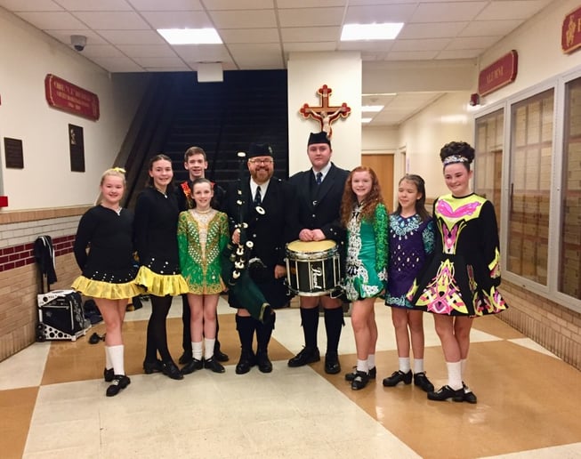 Gallery photo 54 of Thom Moore, The Happy Bagpiper