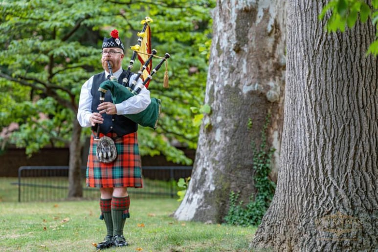 Gallery photo 12 of Thom Moore, The Happy Bagpiper