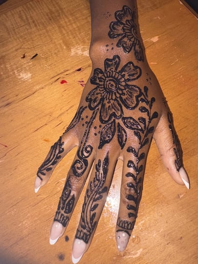 Gallery photo 6 of Tola Beauty