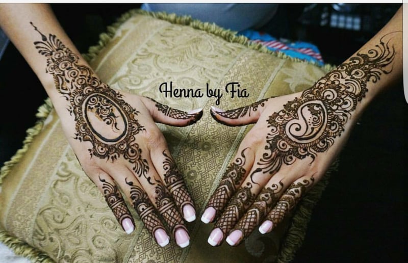 Gallery photo 1 of Toronto Henna/Mehndi Artist