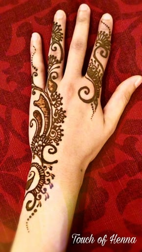 Gallery photo 5 of Touch of Henna by: Anam 