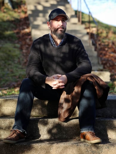 Gallery photo 1 of Travis Hatcher