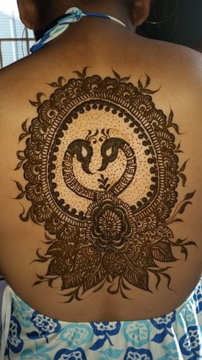 Gallery photo 3 of Trendy Henna