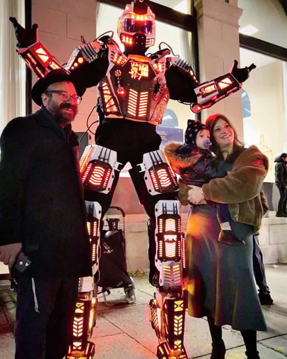 Gallery photo 17 of Mega Robot