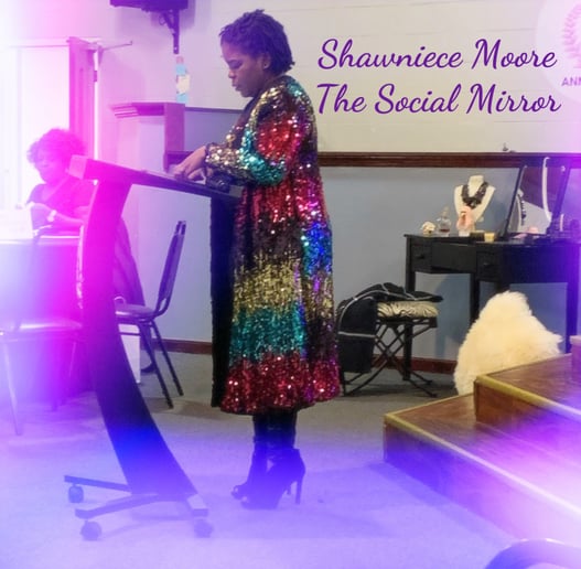 Gallery photo 4 of Uniquely Complex