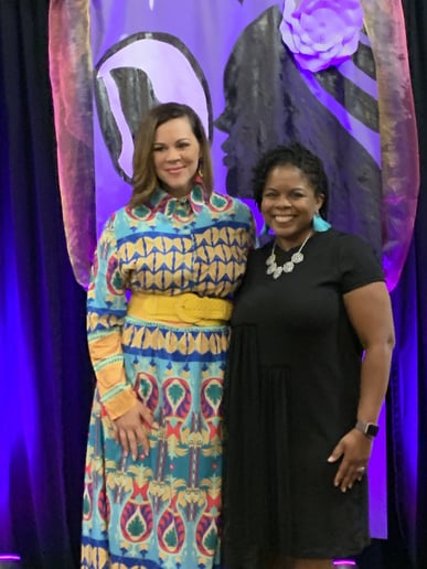 Gallery photo 7 of Uniquely Complex