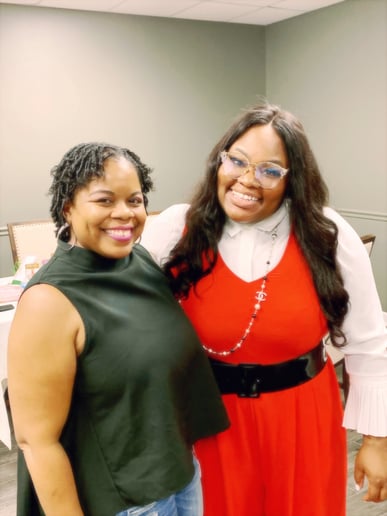 Gallery photo 10 of Uniquely Complex