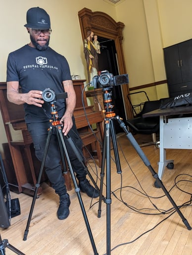 Gallery photo 1 of Unusual Visuals Media