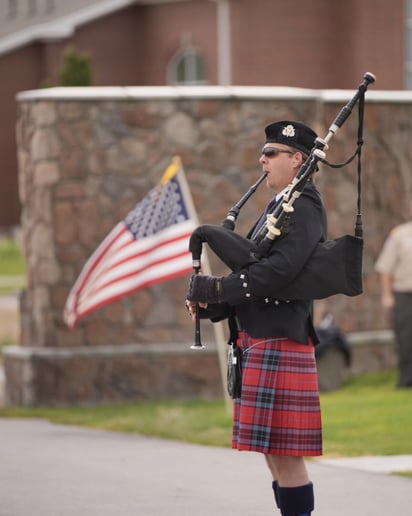 Gallery photo 22 of Utah Bagpiper - Johnny Miner