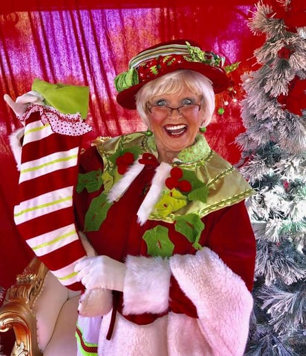 Gallery photo 4 of Las Vegas Santa Claus