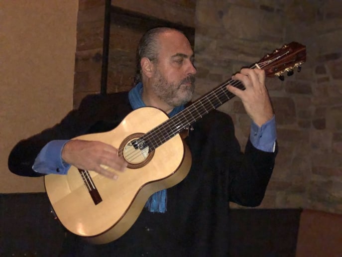 Gallery photo 4 of Victor Tarassov Spanish Guitar Flamenco