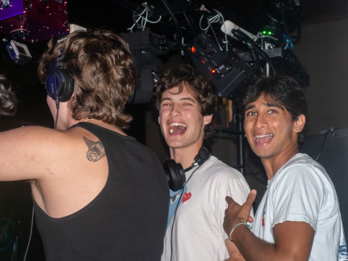 Gallery photo 4 of View Music