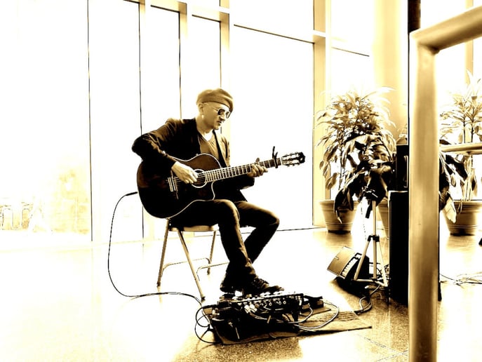 Gallery photo 9 of Vita Guitar