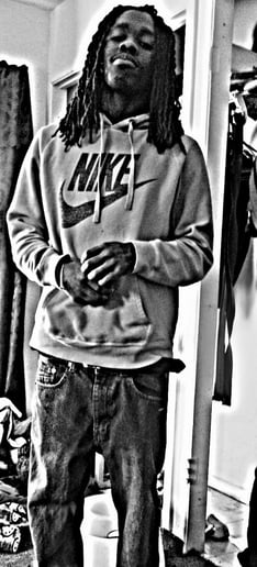 Gallery photo 3 of Vito