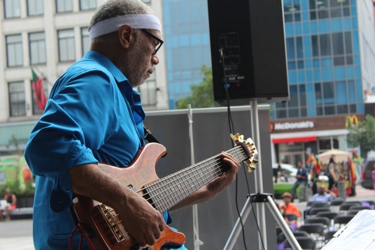 Gallery photo 3 of The Wiggitone Band