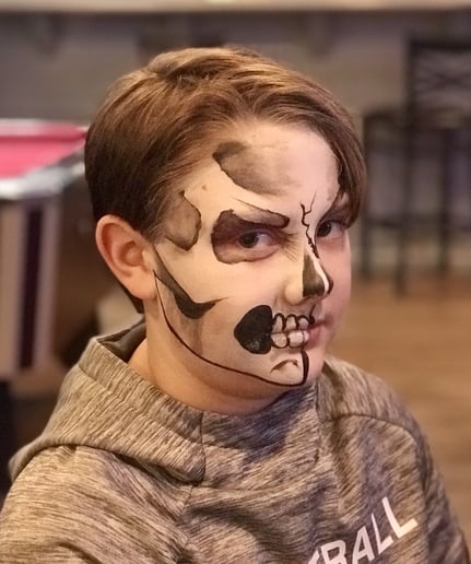 Gallery photo 1 of Sunsational Face Painting and Balloon Twisting