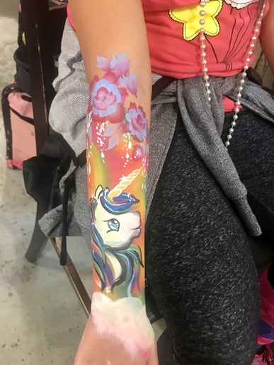 Gallery photo 27 of Sunsational Face Painting and Balloon Twisting