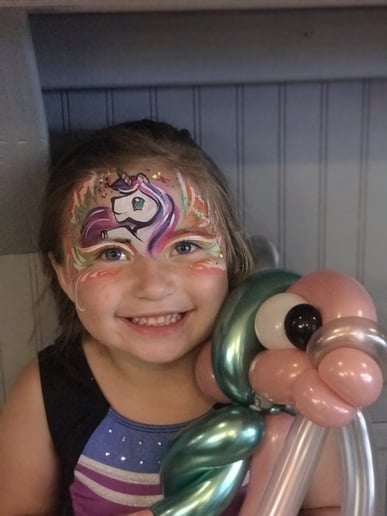 Gallery photo 34 of Sunsational Face Painting and Balloon Twisting