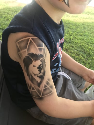 Gallery photo 42 of Sunsational Face Painting and Balloon Twisting