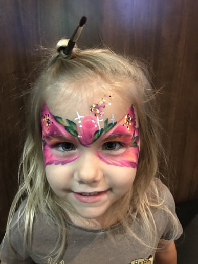 Gallery photo 59 of Sunsational Face Painting and Balloon Twisting