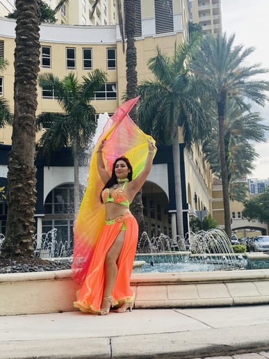 Gallery photo 9 of Yasmine