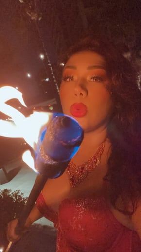 Gallery photo 7 of Yasmine