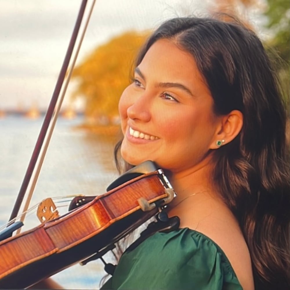 Hire Violinist, Clara M - Violinist in Boston, MA | GigSalad