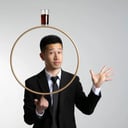 Magician &amp; Balloon Twister-Perry Yan