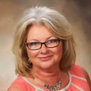Dr Lorinda F. Lewis