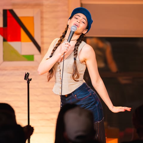 Hire Tatiana Frank - Comedian in New York City, NY | GigSalad