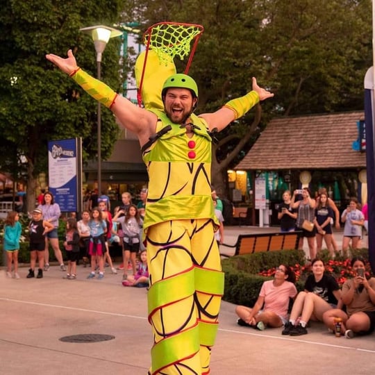 Tucker Brewster Schuster - The Show - Stilt Walker / Circus and Acrobatic in Oak Lawn, IL