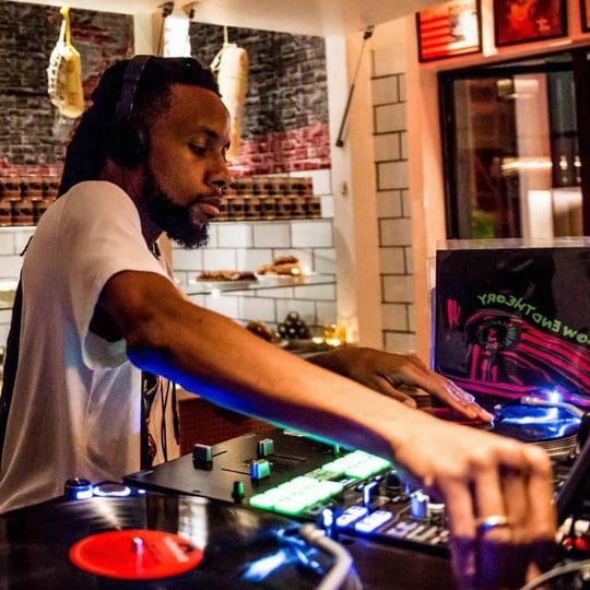 DJ King Genius - DJ in Chicago, IL