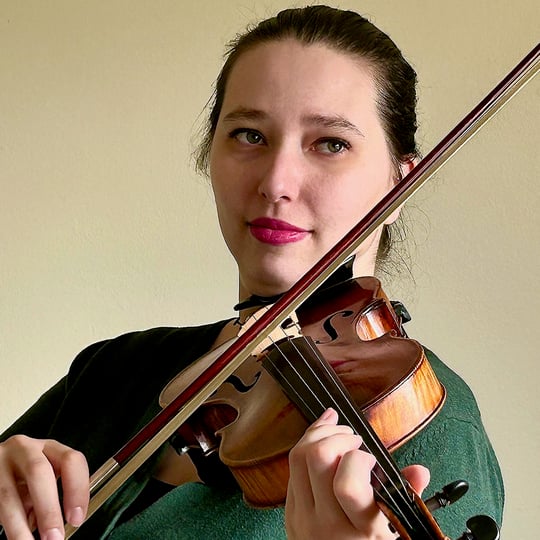 Clare Larsen - Violinist in Seattle, WA