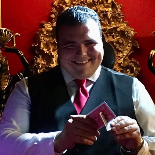 Willeazy - Comedy Magician in Norman, OK